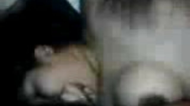 انجمن بدون ثبت نام  یک دختر و یک پسر در فیلم سکسی در حالت خواب یک خال کوبی